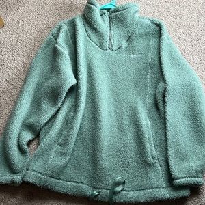 COPY - Womens Nike therma fit statement cozy pullover